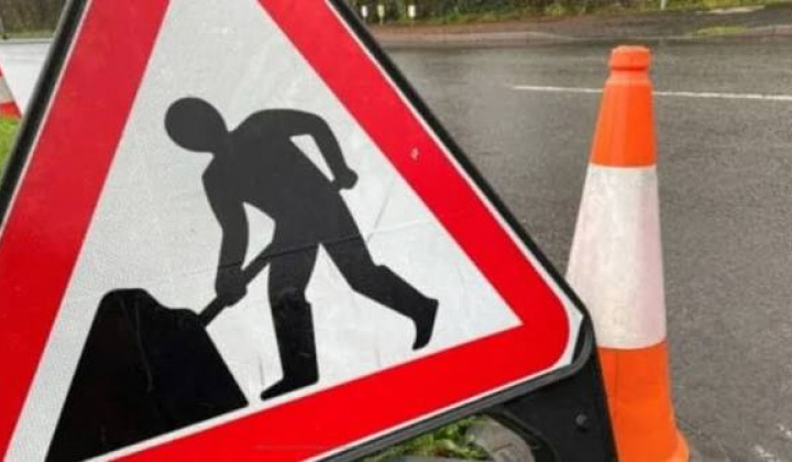 Fotka - Uzávierka Hlavnej cesty pre MHD a nákladné vozidlá